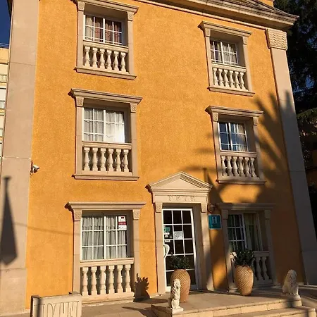 Pete Hotel