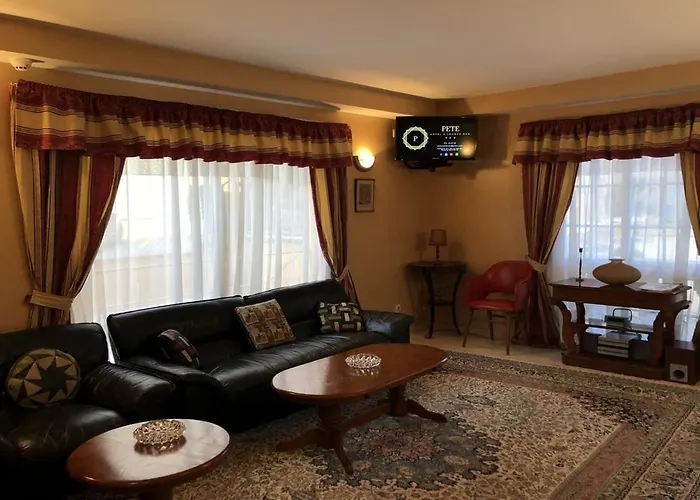 Pete 3* بلاتجا ذارو